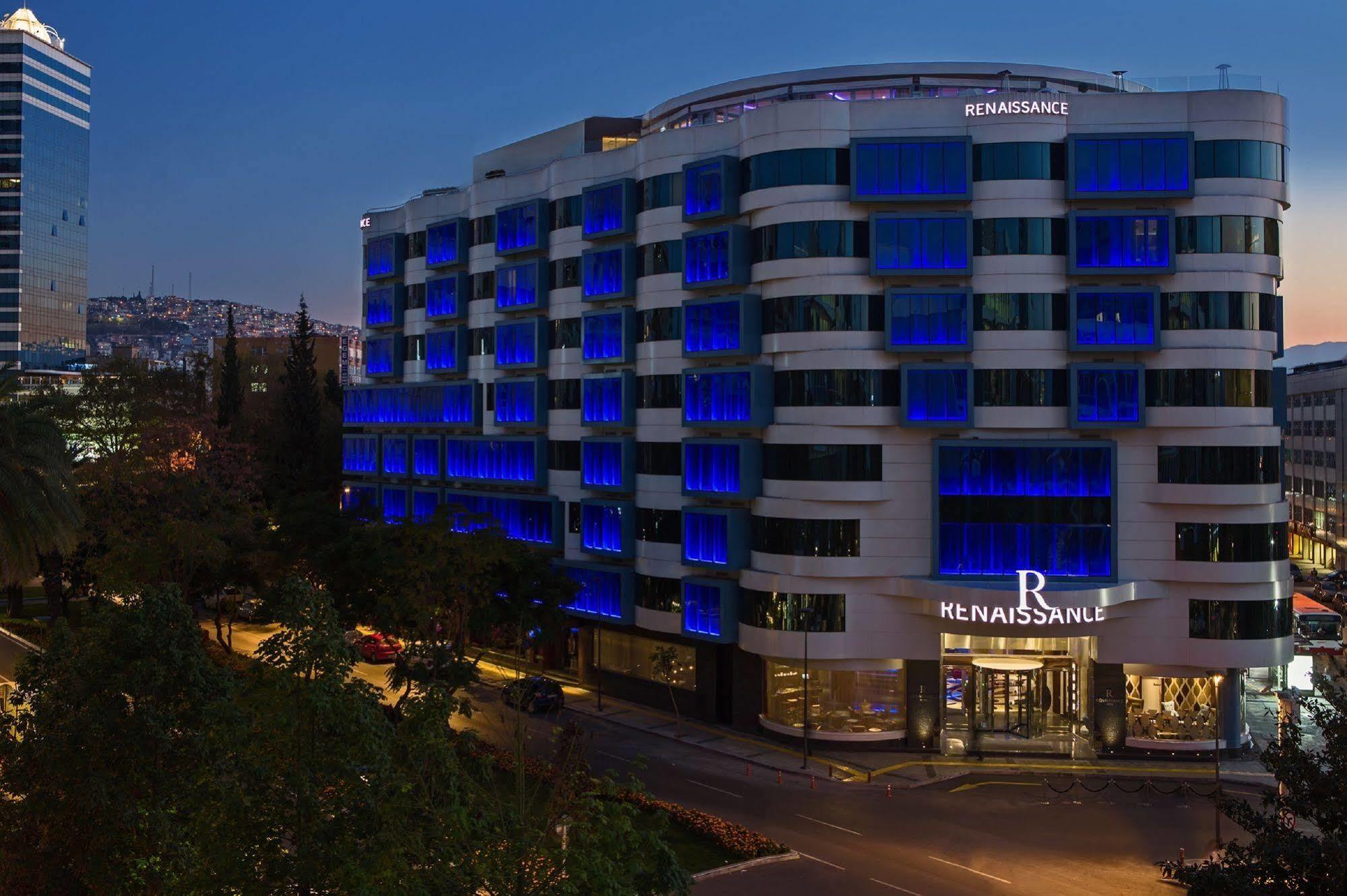 Renaissance Izmir Hotel Екстер'єр фото